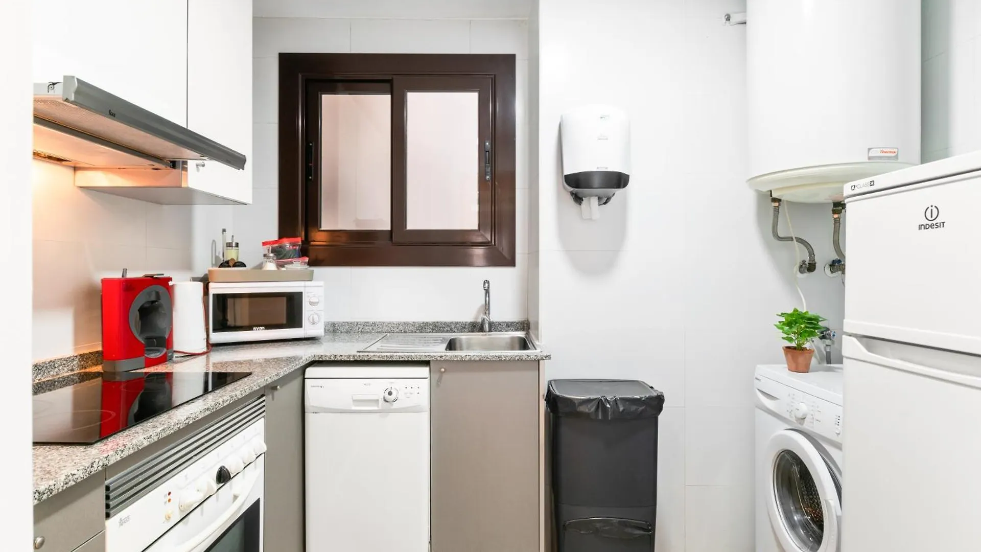 Suite Home Sagrada Familia Barcelona Lägenhet